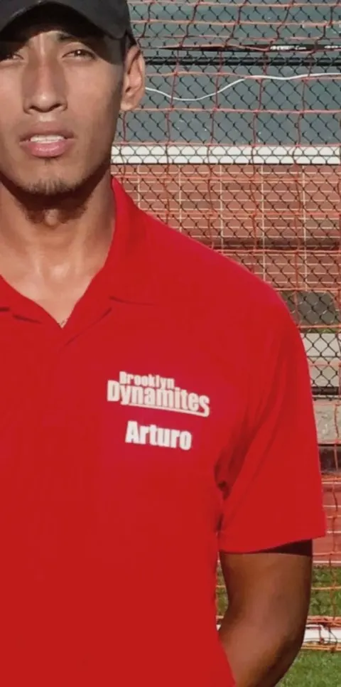 Head Coach Arturo
